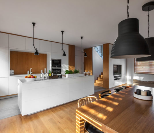 Jak wybrać lampę do jadalni lub otwartej kuchni? lampy wiszące w kuchni i jadalni w stylu skandynawskim